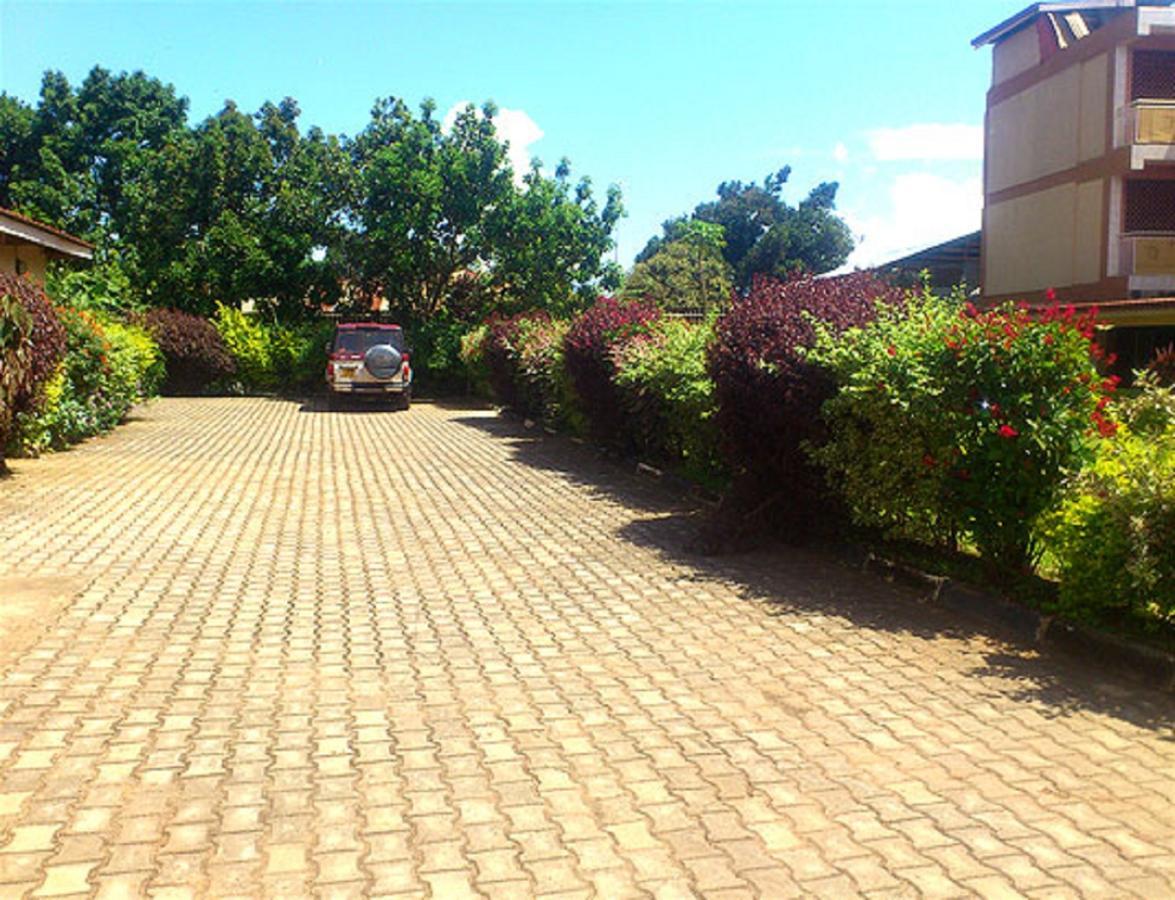 Hôtel Areba à Entebbe Extérieur photo